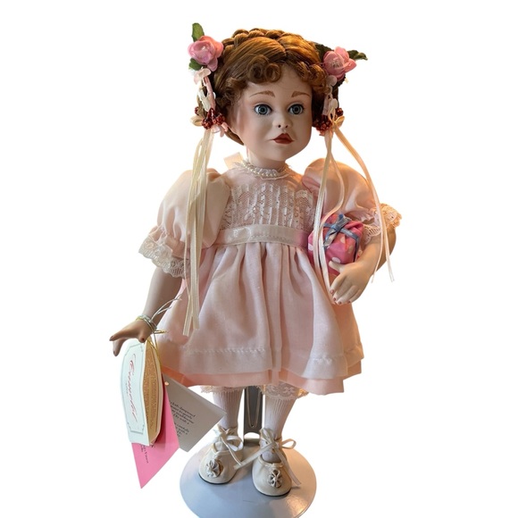 Treasury Collection Party For Sarah Doll Paradise Galleries Patricia Rose Artist - Picture 3 of 11